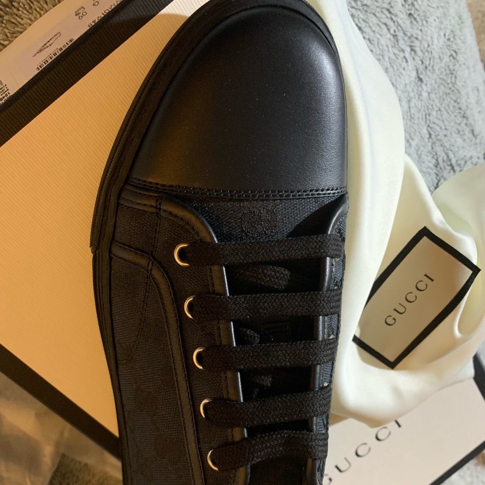 Men Gucci shoes